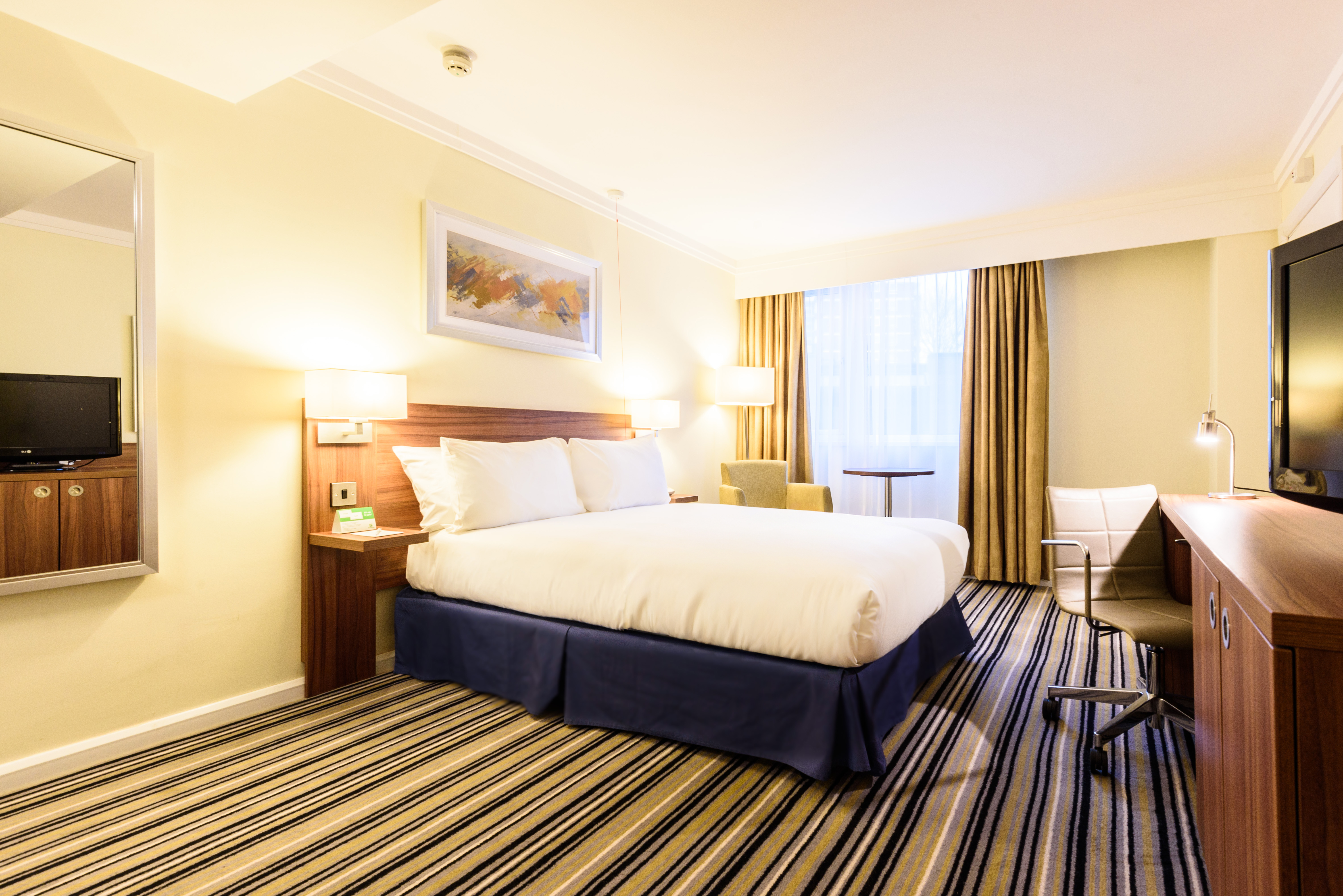 Accessible rooms portsmouth .
